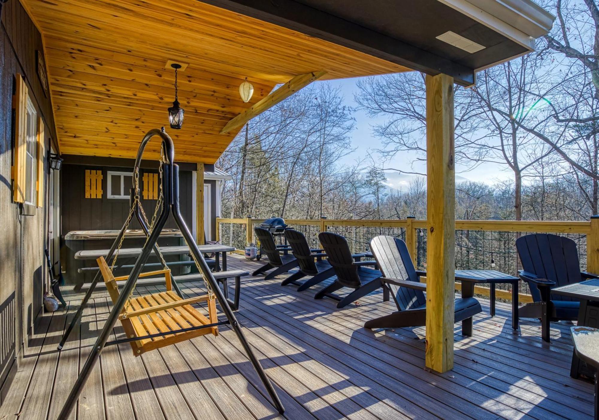 Whispering Winds, Hot Tub, Game Room, Wifi, 1089 Free Tickets Each Paid Day, Dollywood And More Gatlinburg Esterno foto