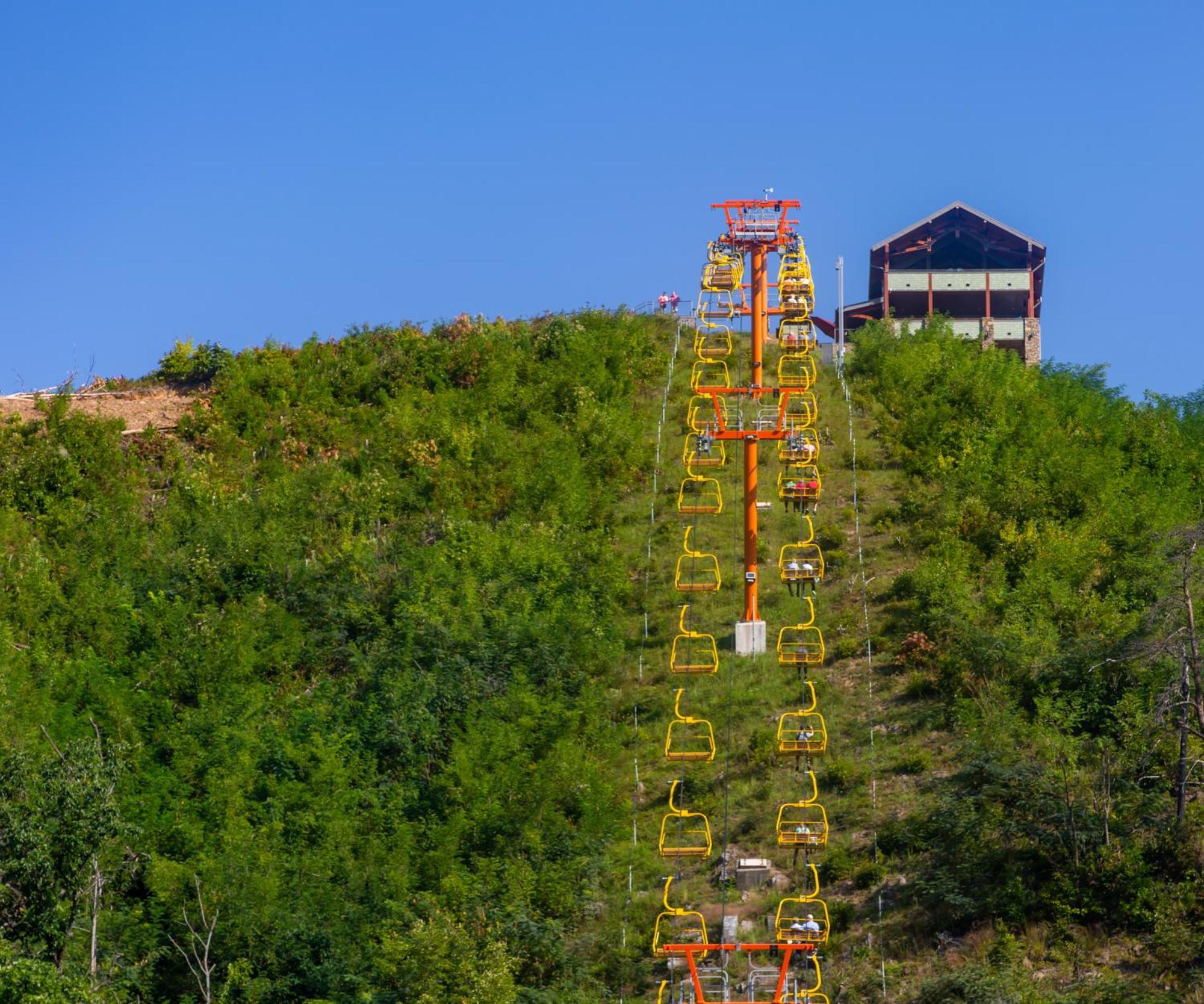 Whispering Winds, Hot Tub, Game Room, Wifi, 1089 Free Tickets Each Paid Day, Dollywood And More Gatlinburg Esterno foto